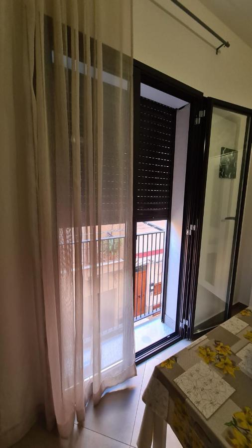 Case Cara 128, Appartamentini Nel Cuore Di Bagheria, Piano Primo ภายนอก รูปภาพ